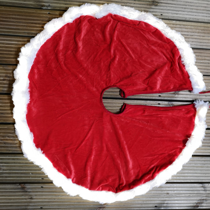 90cm Red Faux Fur Christmas Tree Skirt with White Trim & USB LED Lights