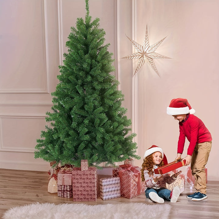 Artificial Christmas Tree with Sturdy Black Stand – Green Foliage & Red Berries