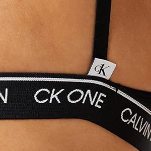 Calvin Klein Women's Unlined Triangle Pad, Black, S
