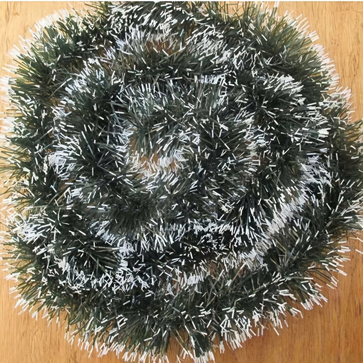 10m Artificial Pine Christmas Garland – Green & White Snowflake Tinsel