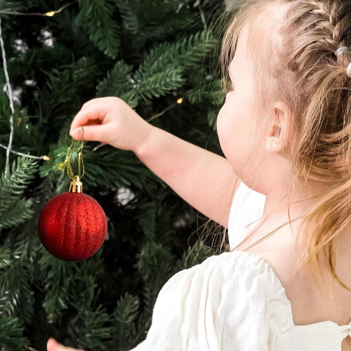 Pelle & Sol 108Pcs Christmas Baubles Set – Gold & Red Shatterproof Ornaments