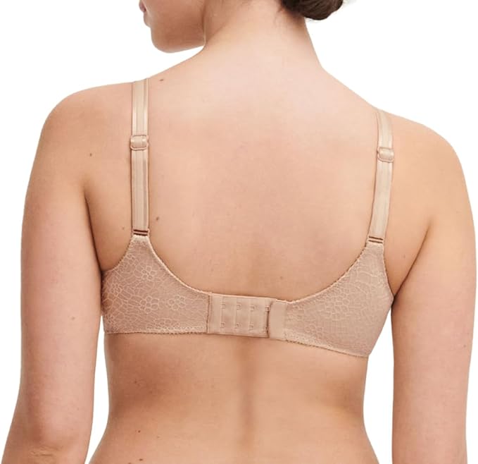 Chantelle Women's, C MAGNIFIQUE, Covering Molded Bra, Women's invisible lingerie, Nude, 34G