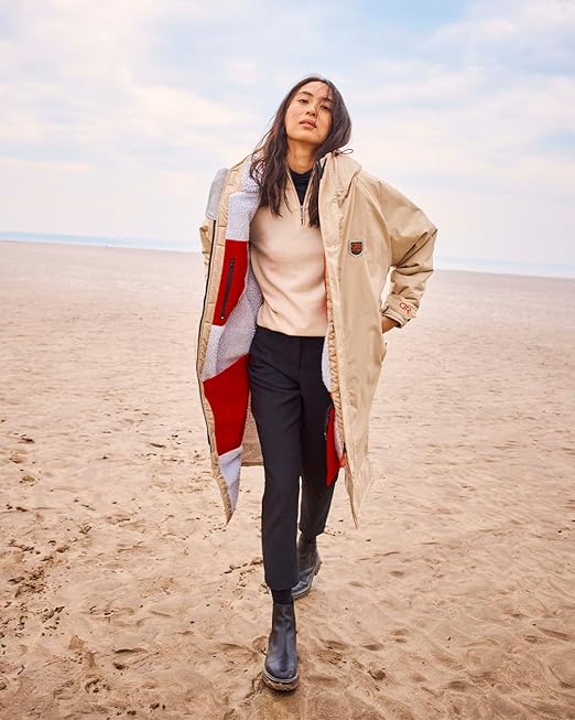 D-Robe Beaufort Outdoor Robe with Fleece Lining & Adjustable Hood, Waterproof & Windproof Oversized Coat, Beach Changing Robe (UK, Alpha, M, Regular, Regular, Warm Sand)