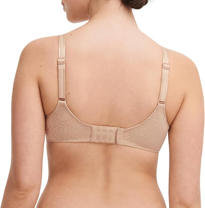 Chantelle Women's, C MAGNIFIQUE, Covering Molded Bra, Women's invisible lingerie, Nude, 34G
