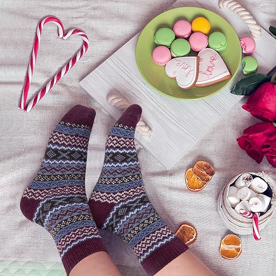 YSense Beau 5pairs Women Merino Wool Socks Thermal Chunky Winter Hiking Breathable Cushioned Cotton Socks Ladies' Cosy Warm Wool Crew Socks Gift Vintage Style