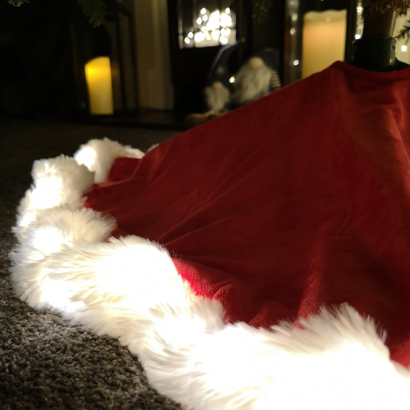 90cm Red Faux Fur Christmas Tree Skirt with White Trim & USB LED Lights