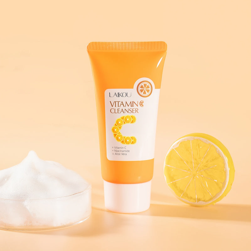 Vitamin C Face Wash – Brightening & Oil Control Cleanser for Smooth Skin
