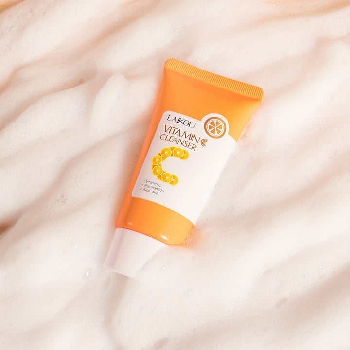 Vitamin C Face Wash – Brightening & Oil Control Cleanser for Smooth Skin